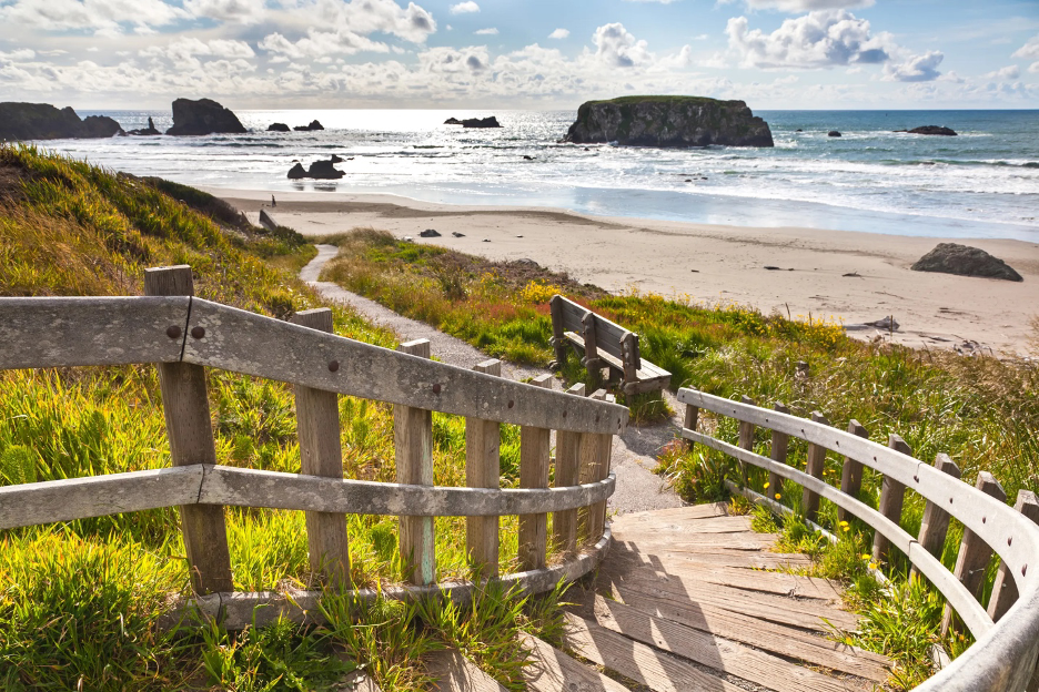 Bandon, Oregon, Pacific Northwest beach with wooden stairway leading to shore