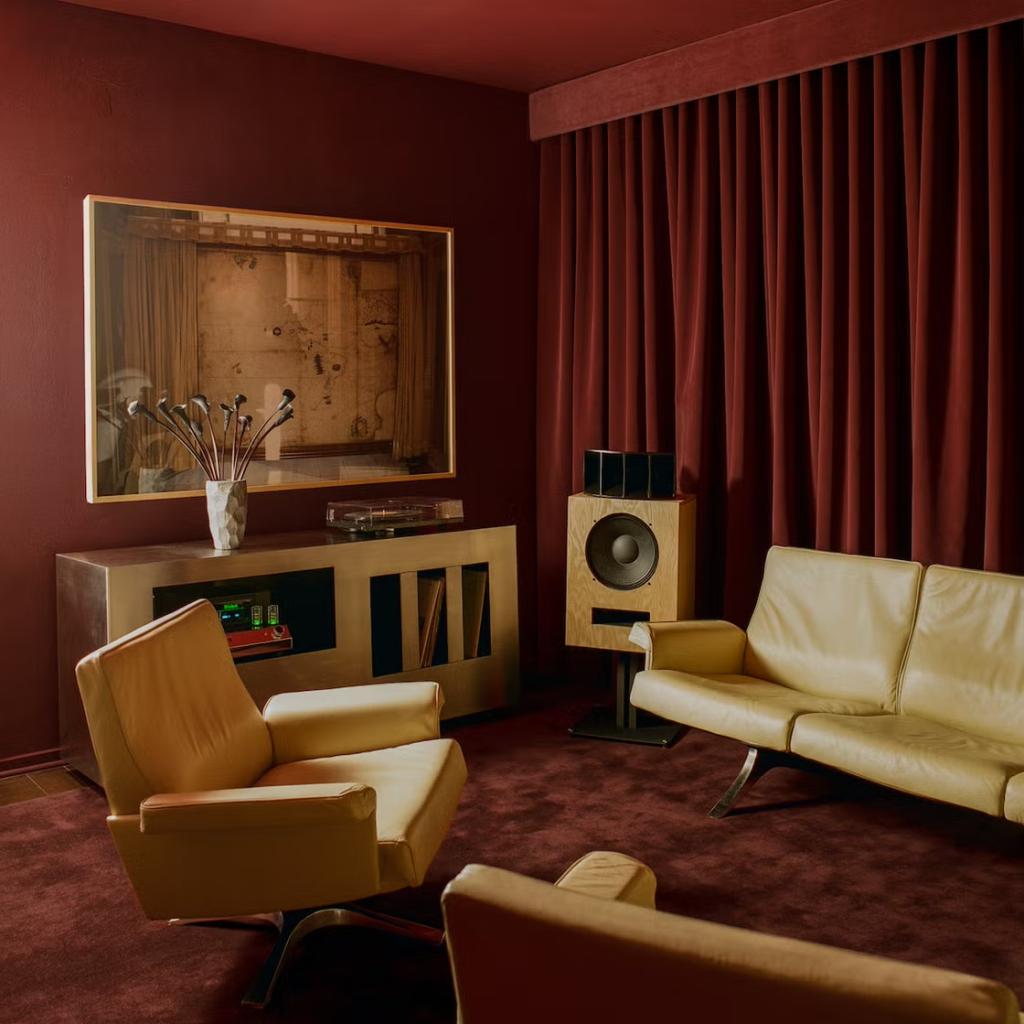 The Sound Lounge or Soundproof Space