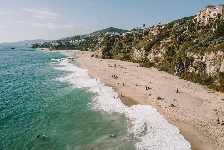Thousand Steps Beach, Laguna Beach, California, with cliffs in background
